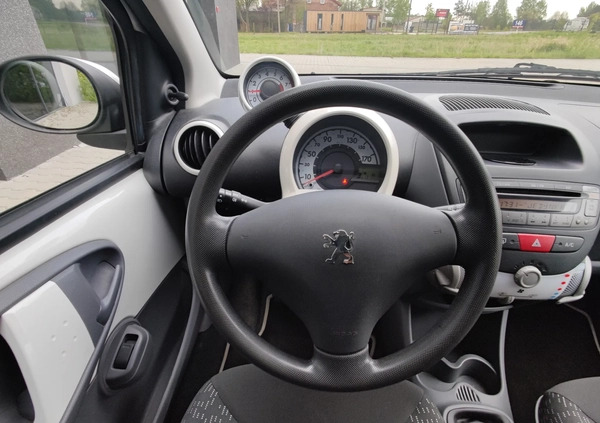 Peugeot 107 cena 13900 przebieg: 130000, rok produkcji 2012 z Łódź małe 436